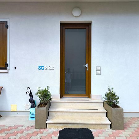 Casa Laura Hotel Peschiera del Garda Bagian luar foto