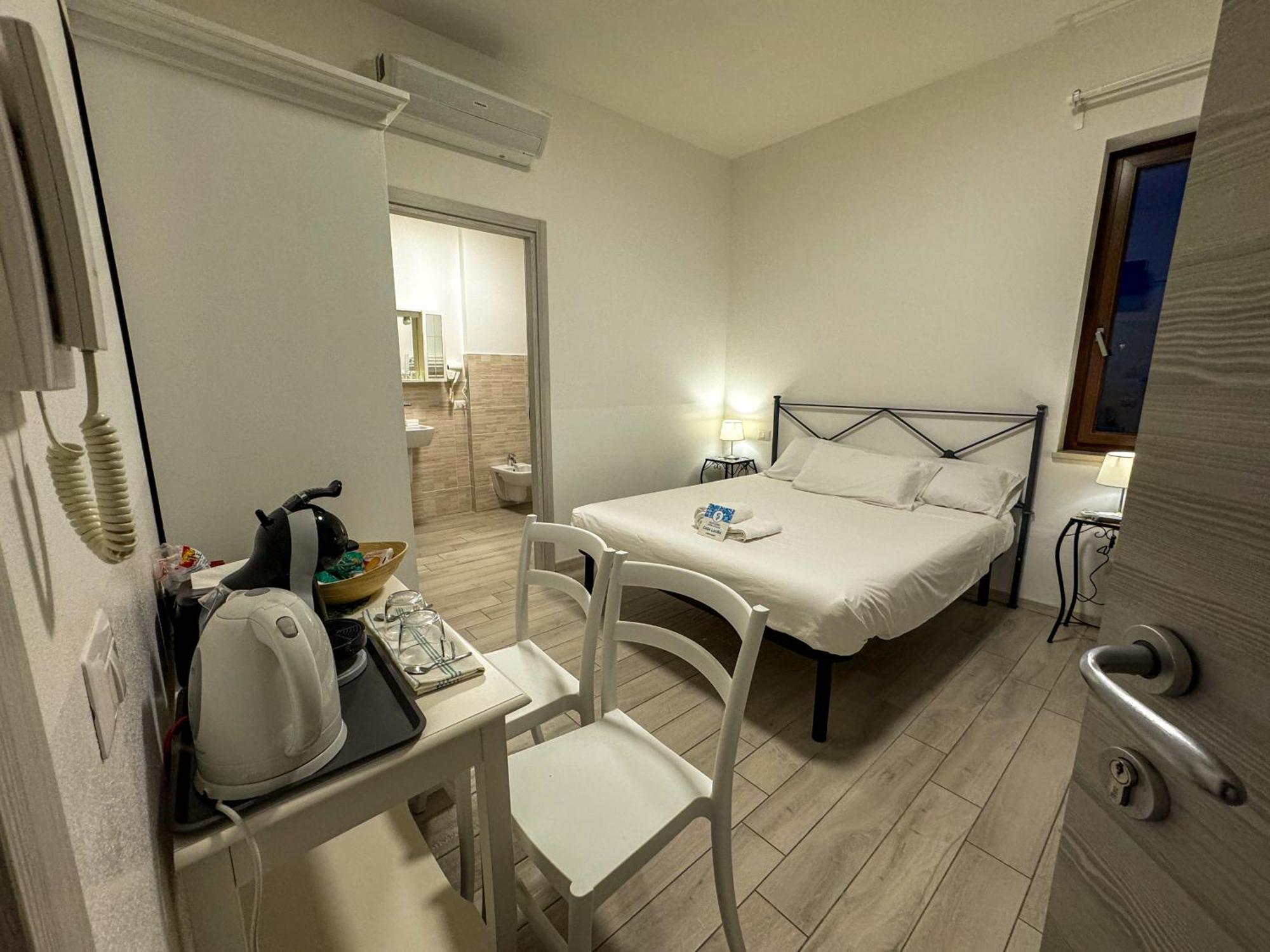 Casa Laura Hotel Peschiera del Garda Bagian luar foto